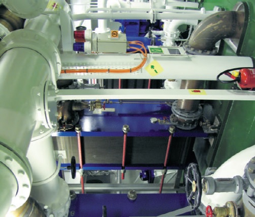 PLATE TYPE HEAT EXCHANGER